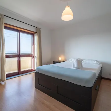 T4 Familiar - Centro - By House And People Apartment