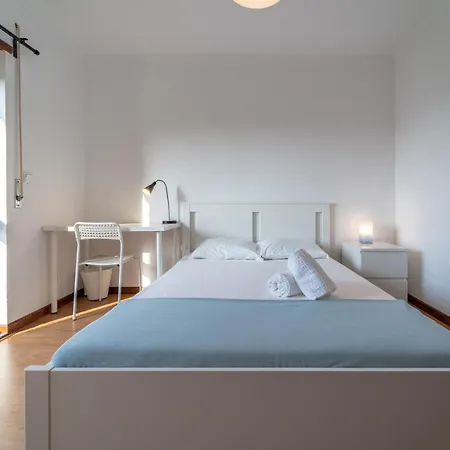 T4 Familiar - Centro - By House And People Apartment Braga