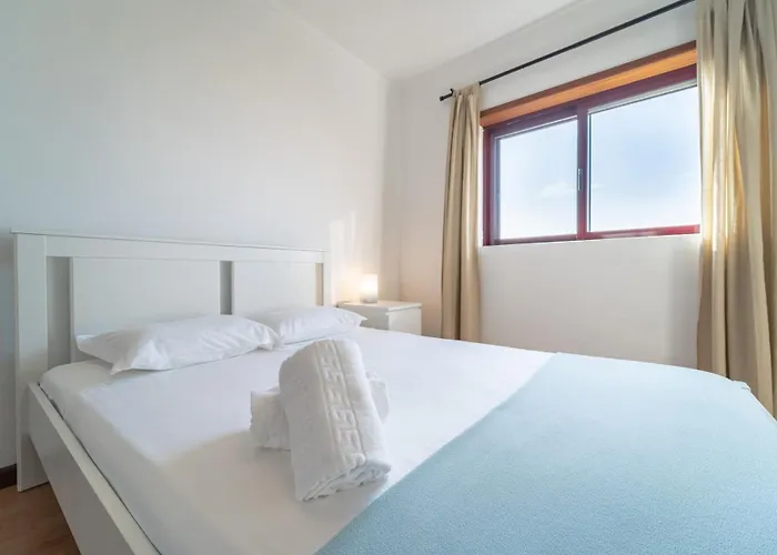 Appartement T4 Familiar - Centro - By House And People