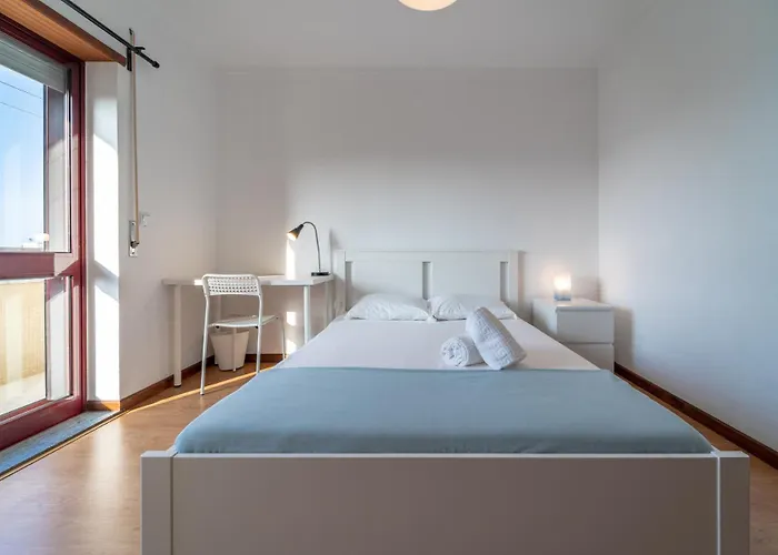 T4 Familiar - Centro - By House And People Appartement Braga