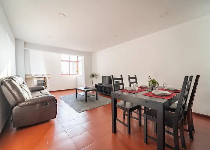 T4 Familiar - Centro - By House And People Braga