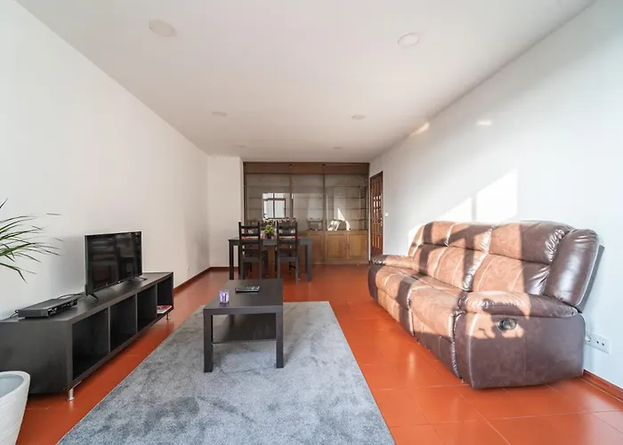 T4 Familiar - Centro - By House And People